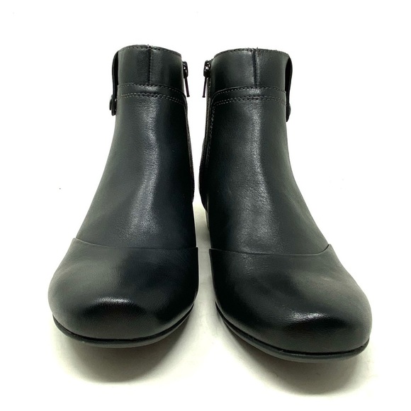 Taos Womens Oh Snap Dress Zip Bootie- Black Smooth Leather WIDE - Picture 3 of 7